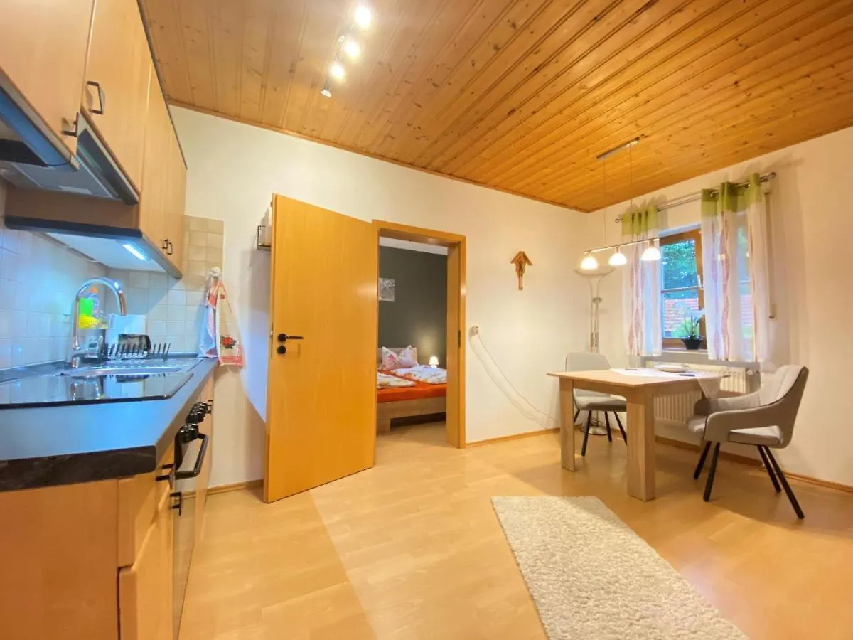 شقة Flat In Zenting With A Garden 0*,